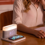 Amoovars ALVA-GRAND 3合1無線充電數顯時鐘小夜燈 (白色)