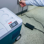 Makita CW001GZ01 40V/18V 充電式冷暖保溫箱 (20L) - 4種供電，多溫可調