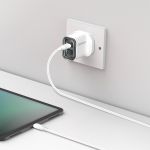 Momax 1-Charge Flow 35W 雙輸出GaN充電器 | 透明設計 | 支援UFCS快充 | UM51UKW