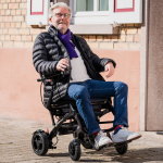 Drive Devilbiss AirFold 電動輪椅 DD-0158 - 15.8kg碳纖維、雙20Ah電池、手/電動模式