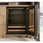 Sub-Zero ICBDEU2450BG 166公升 檯下式雪櫃：專利飲料架，奈米塗層層架