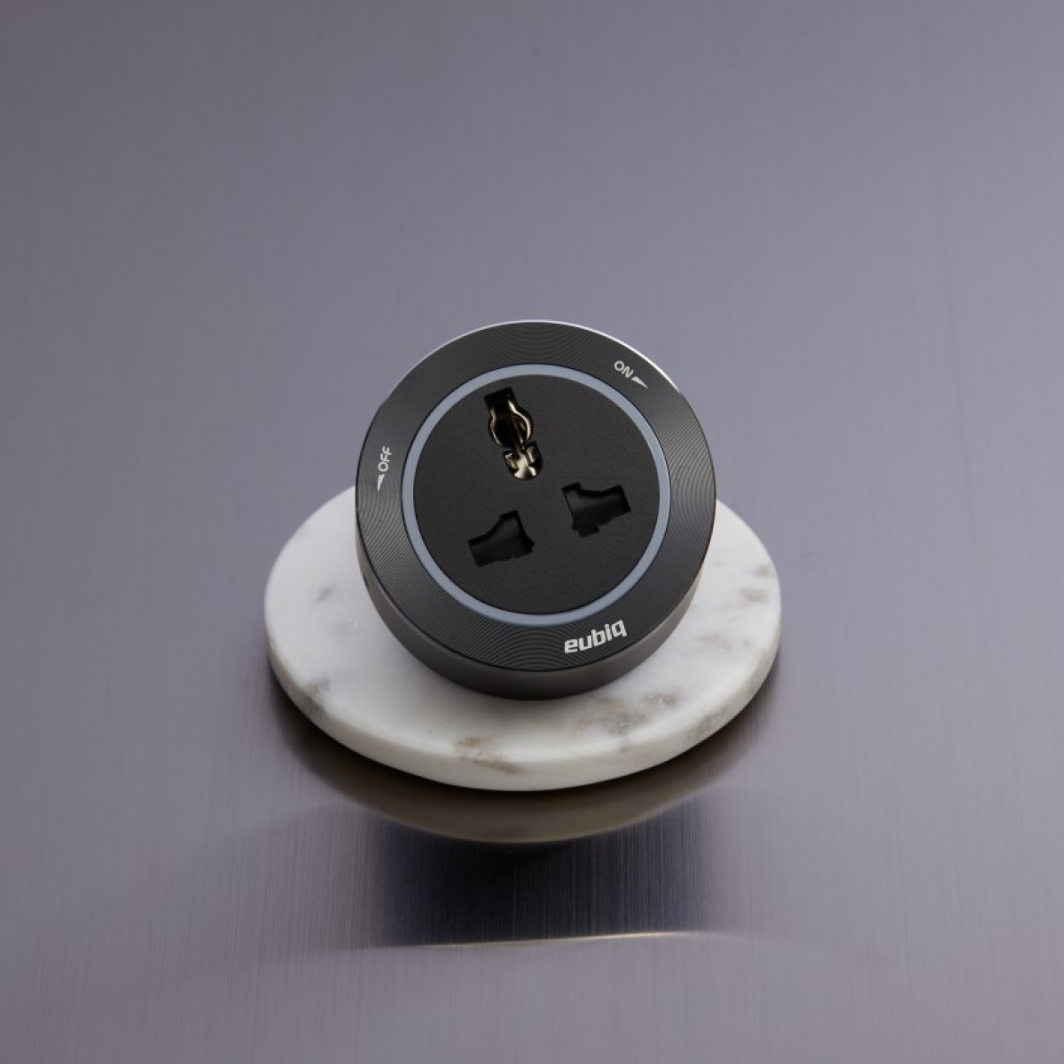 eubiq ITL3B 多功能適配器 (黑色, 只供出口)