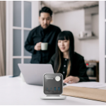 Momax 1-Charge Work Flow US20UKW 3插座電源盒（附USB）：30W GaN晶片、7合1充電、多重保護