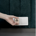 Momax 1-World²+ UA22UKL2 70W GaN旅行插座 | 雙AC五USB | 全球通用