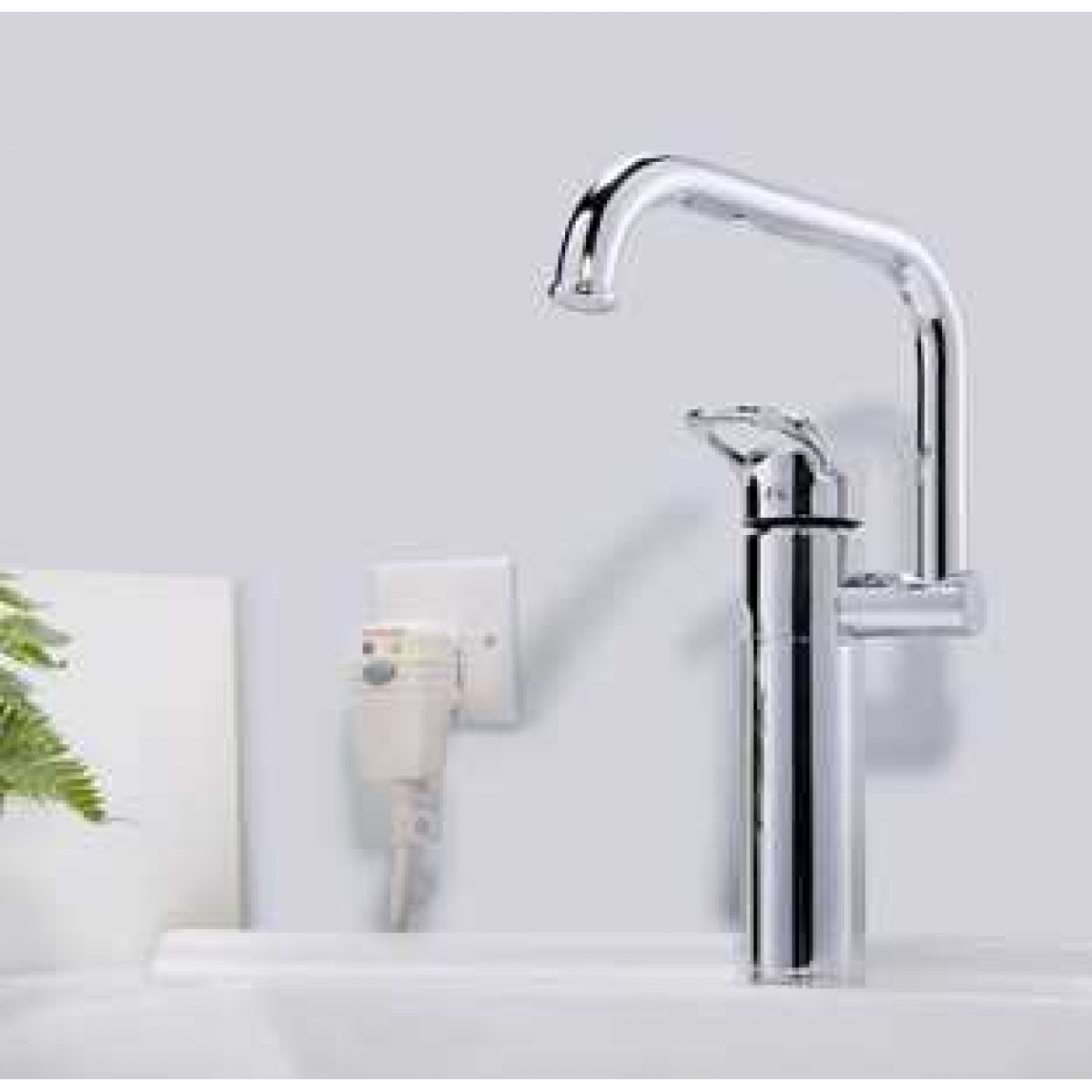 Kukel KUL23-02C(4000W) 4000W 即熱式水龍頭 - 快速加熱、過熱保護